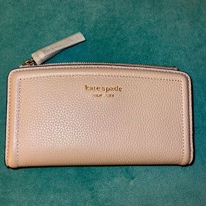 Kate Spade pebbled leather wallet